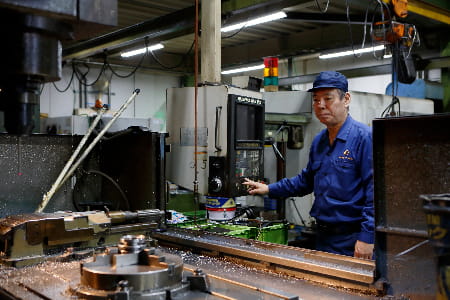 マシニングセンター