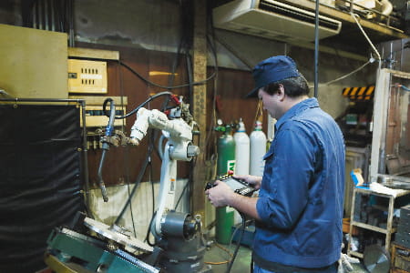 溶接機（手動・半自動・ロボット）