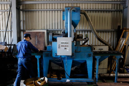 ショットブラスト器